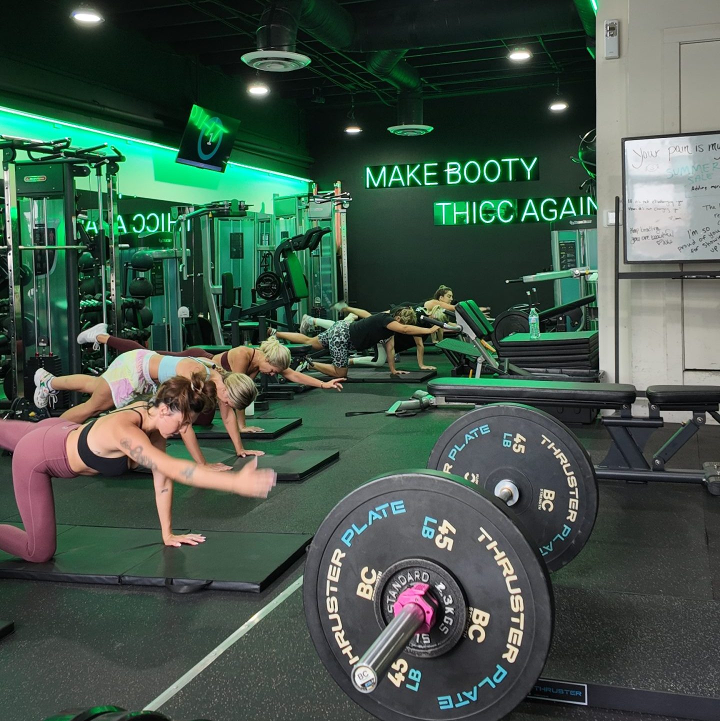 group strength training class in san diego for women